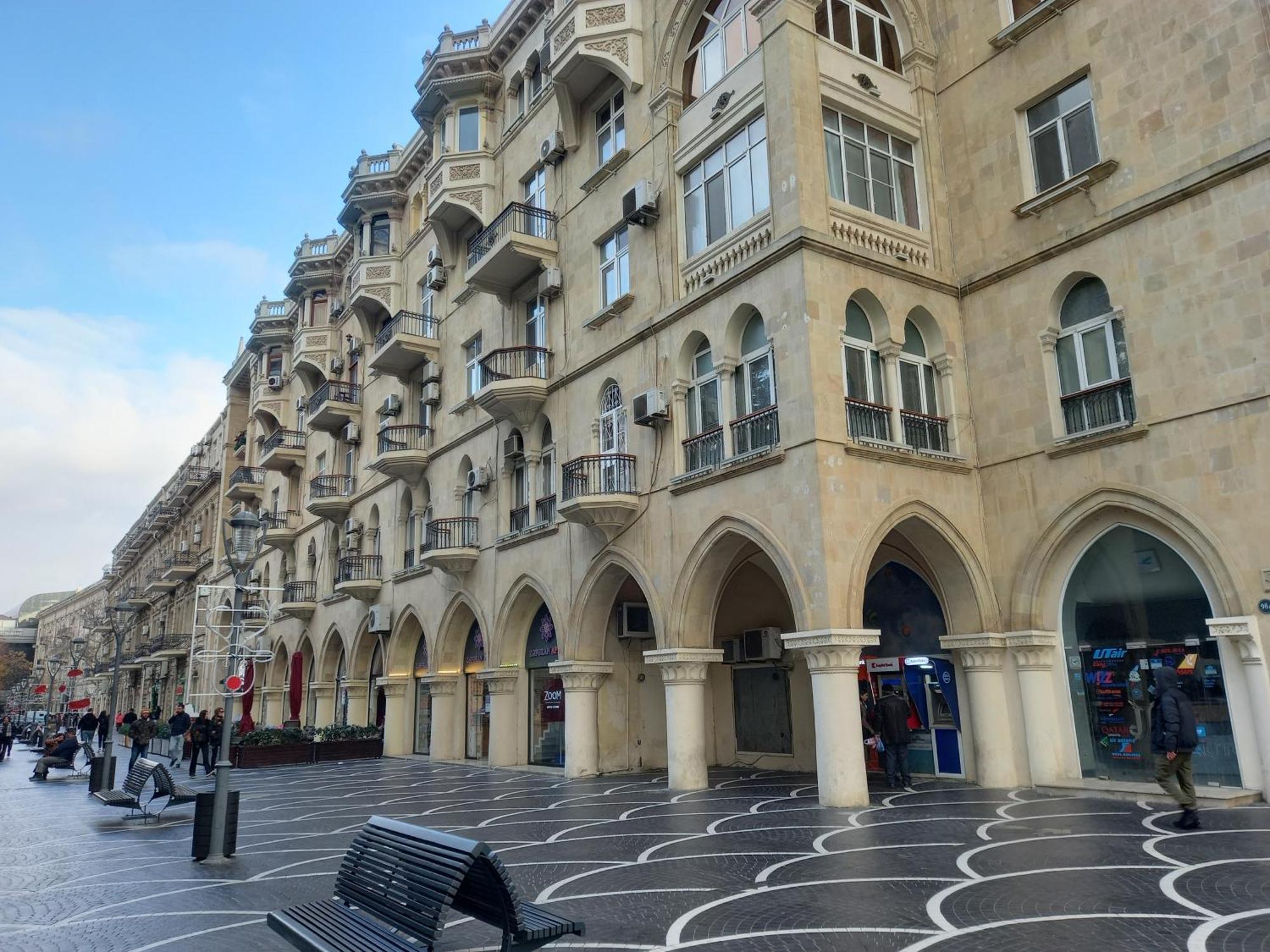 Apartment Fontain By Bakuapart